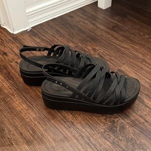 CROCS Black Strappy Platform Sandals